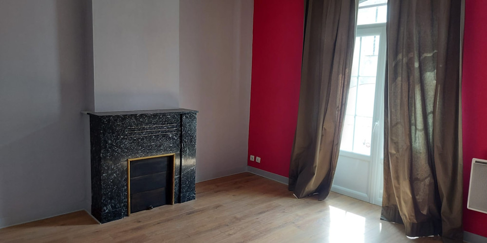 maison à SAUVETERRE DE GUYENNE (33540)